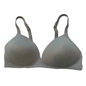 Warner’s Light Lift Wire-Free T-Shirt Bra, Style 04003O, Silver Gray, 38B